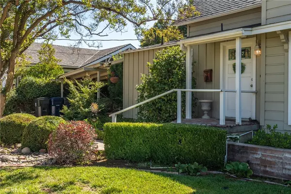 Redlands, CA 92373,527 W Palm AVE