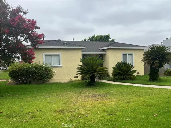 725 W 10th ST, Corona, CA 92882