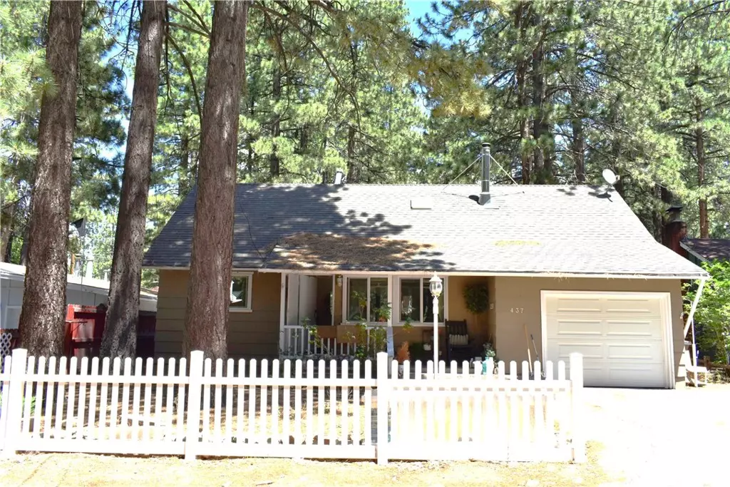 Big Bear Lake, CA 92315,437 Chickadee DR