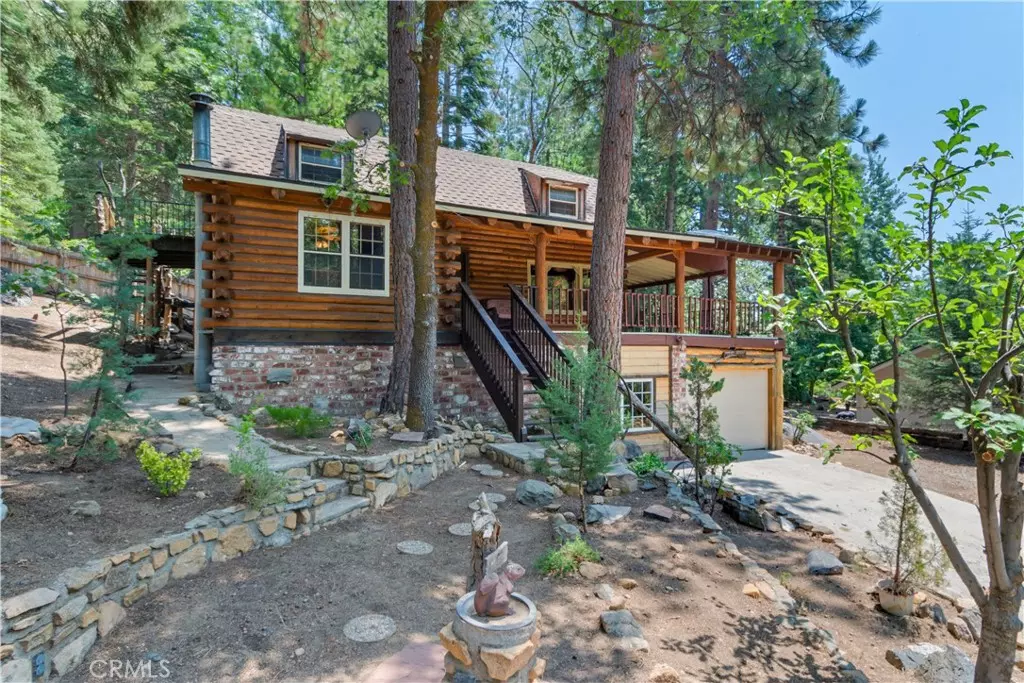 Angelus Oaks, CA 92305,6211 Oak AVE