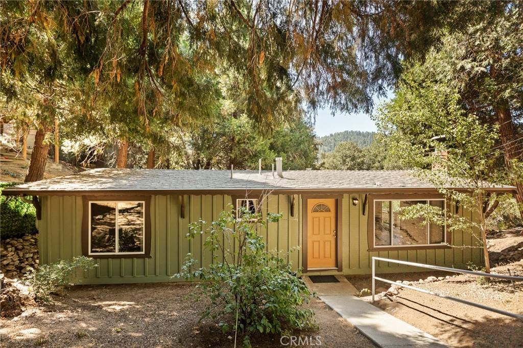 24243 Zell CT, Crestline, CA 92325