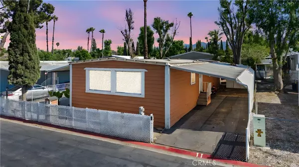 995 Pomona Rd #SPC #11, Corona, CA 92882