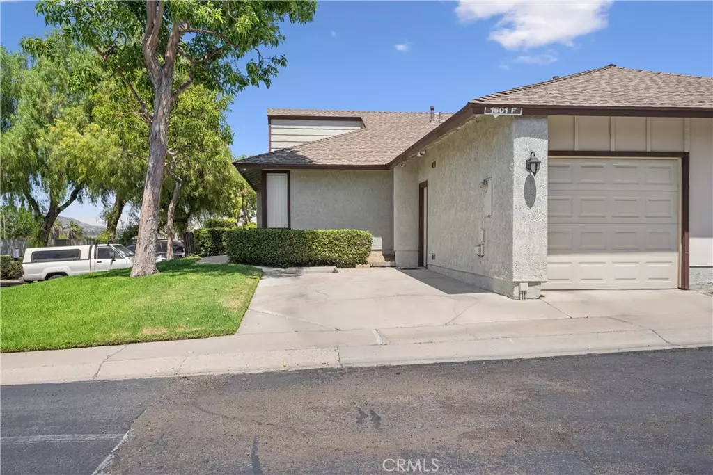 Corona, CA 92879,1601 Wintergreen LN #F