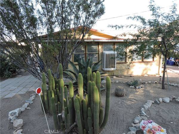 10091 Fobes RD, Morongo Valley, CA 92256