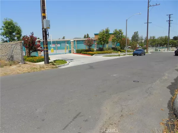 Corona, CA 92879,1109 QUARRY ST