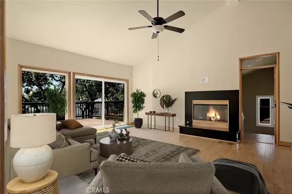 Running Springs, CA 92382,2461 Spring Oak DR