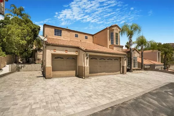 28069 Magic Mountain LN, Canyon Country, CA 91387