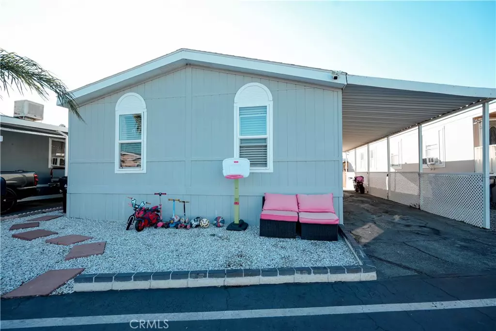 Pomona, CA 91768,3667 Valley BLVD #131