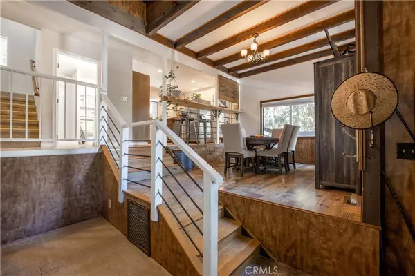 Crestline, CA 92325,583 Arbula DR