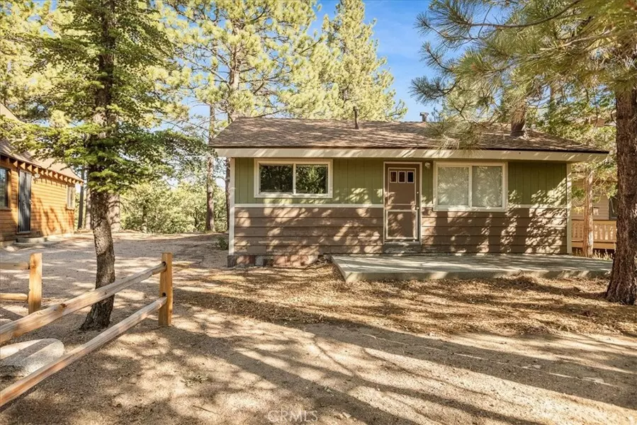 735 Dahlia DR, Green Valley Lake, CA 92341