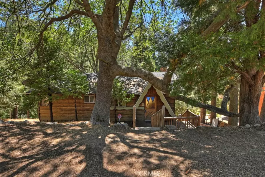 812 Arosa DR, Crestline, CA 92325