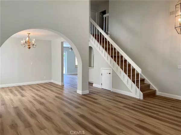Irvine, CA 92606,14121 Picasso CT
