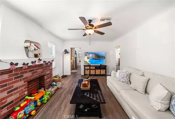 Redlands, CA 92373,608 Glenwood DR