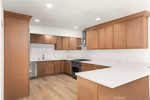 Redlands, CA 92373,414 Via Vista DR