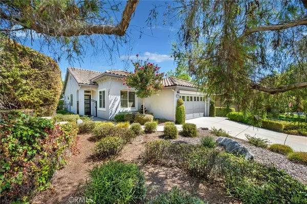 Corona, CA 92883,23952 Steelhead DR