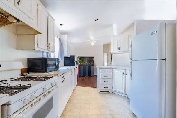 Anaheim, CA 92802,2300 S Lewis ST #172