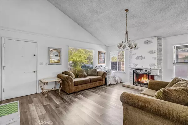 Lancaster, CA 93535,44527 E 12th ST E