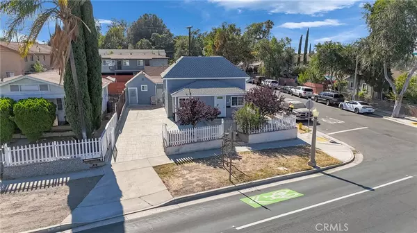 Corona, CA 92879,402 E Grand Blvd
