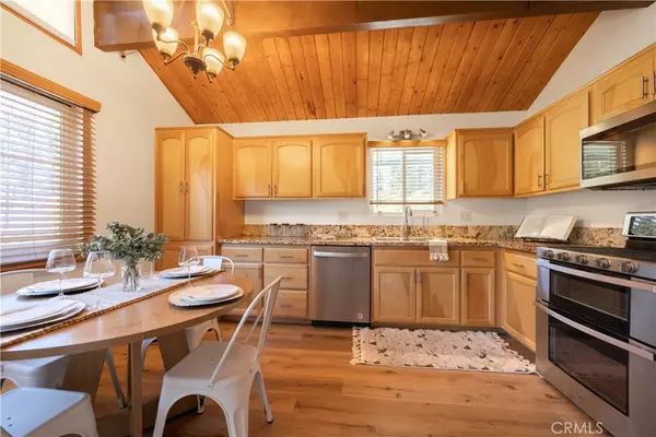 Running Springs, CA 92382,2395 Hunsaker DR