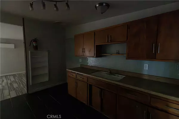 Rialto, CA 92376,643 W Ramona DR