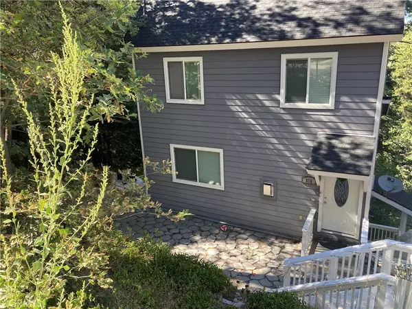 576 Rose LN, Twin Peaks, CA 92391