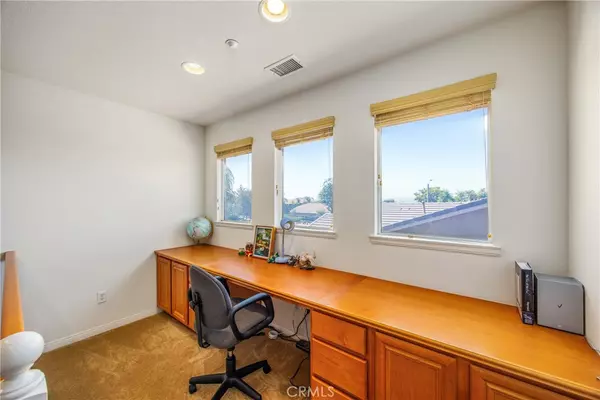 Highland, CA 92346,6858 Bacon LN