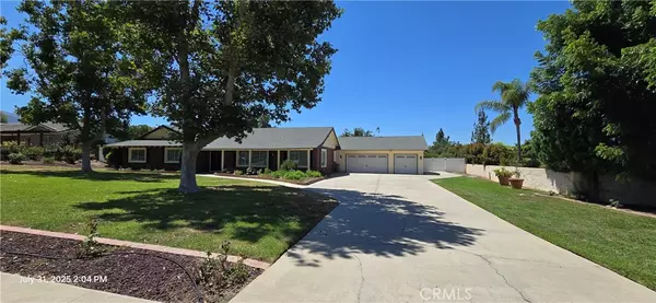 3024 Sonrisa DR, Corona, CA 92881