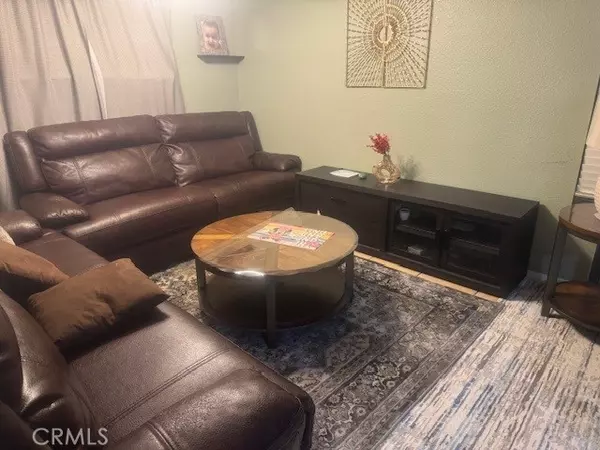 Fontana, CA 92337,15313 Coleen ST