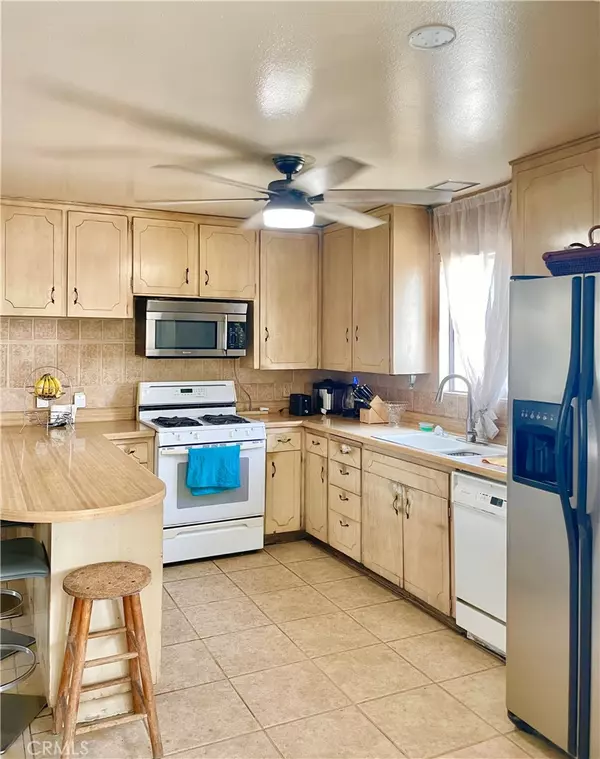 Victorville, CA 92395,16301 Laguna ST