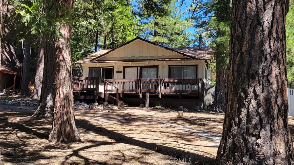 31150 Summit DR, Running Springs, CA 92382