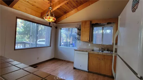 Running Springs, CA 92382,31150 Summit DR
