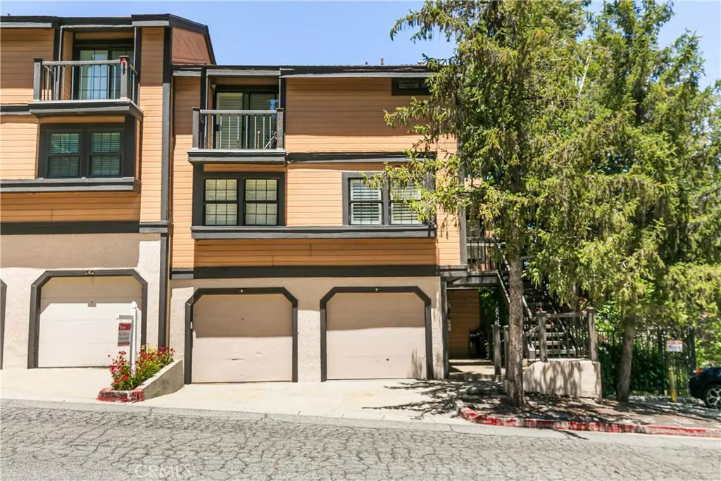 Lake Arrowhead, CA 92352,7 Village #2