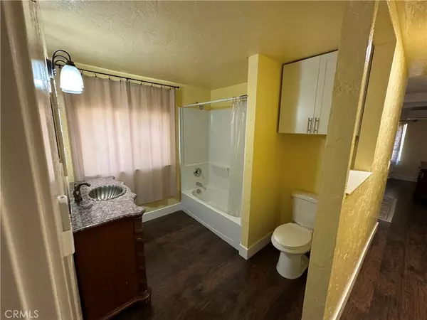Lake Elsinore, CA 92530,32565 Wildomar RD