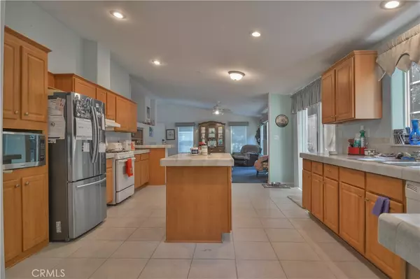Cedar Glen, CA 92321,169 Alder LN