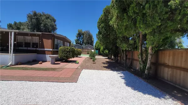Lake Elsinore, CA 92530,19817 Grand AVE