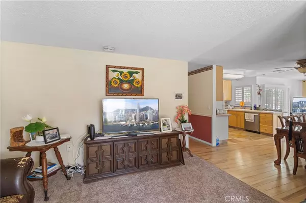 Corona, CA 92882,1633 W Ontario AVE