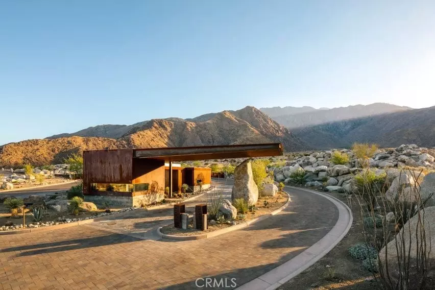 2065 Vista Palizada, Palm Springs, CA 92262