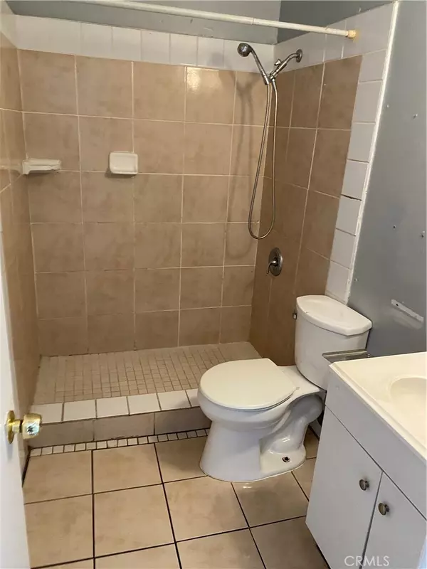 San Bernardino, CA 92408,170 Olive