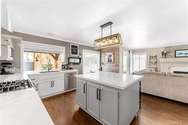 Yucaipa, CA 92399,34984 Hollyoak WAY