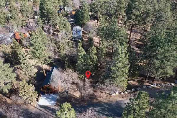 899 Kern AVE, Sugarloaf, CA 92386