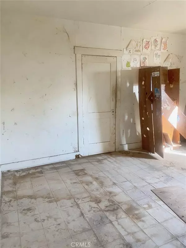 Trona, CA 93562,82467 4th ST