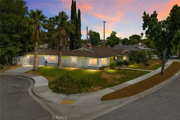 527 Nottingham DR, Redlands, CA 92373