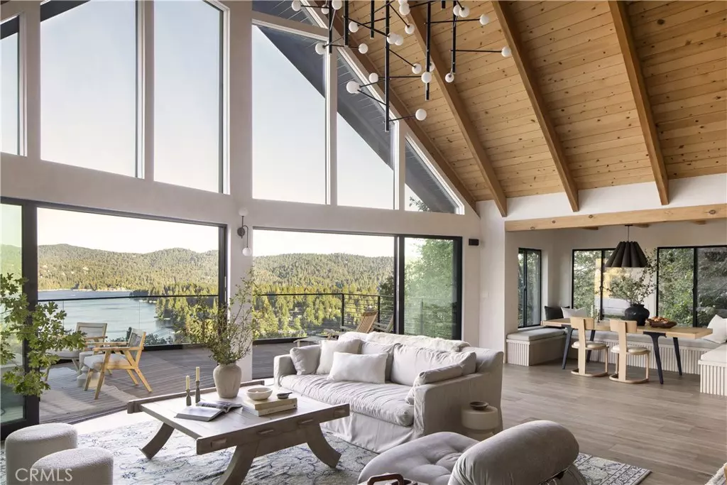 Lake Arrowhead, CA 92352,27452 Alpen DR