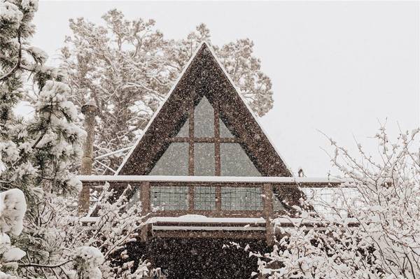 724 Barret WAY, Big Bear City, CA 92314