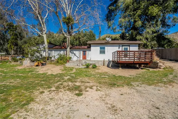 1805 1/2 Daley Canyon RD, San Bernardino, CA 92404