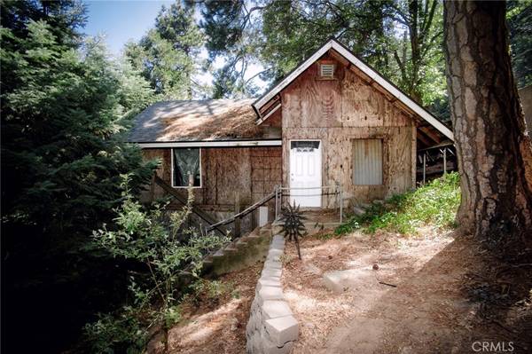 659 Virginia CT, Lake Arrowhead, CA 92352