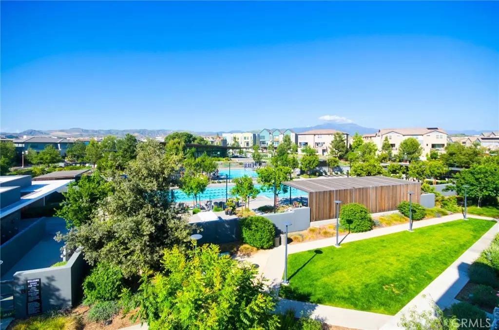 Irvine, CA 92618,259 Chorus
