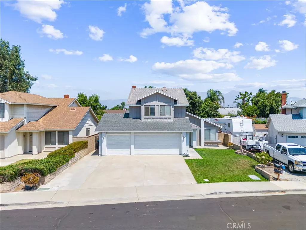 Chino, CA 91710,6010 Breckinridge LN