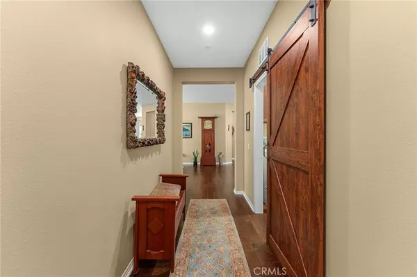 San Bernardino, CA 92407,4011 Blackberry DR
