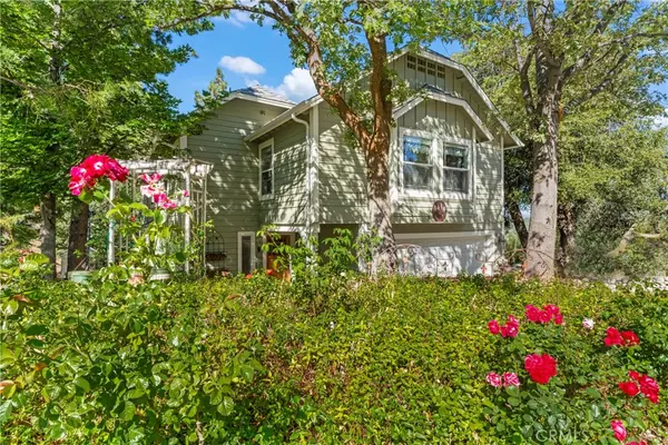 1310 Yosemite DR, Lake Arrowhead, CA 92352